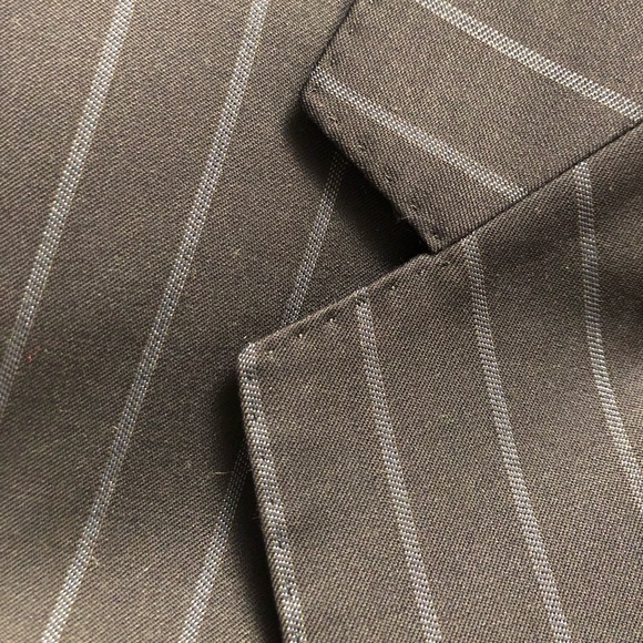 Jos A Banks NAVY Suit Jacket - Picture 4 of 7
